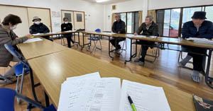 郷土史家の上岡正五郎さんが執筆された「紺屋町佐竹家の歴史」の中から佐竹音次郎について記されているページに掲載されている系図。紺屋町佐竹家に養子に入った音次郎であるが、この系図から、養父の友七も養子であり、音次郎の後にも他の養子が迎え入れられていることなどが分かる。